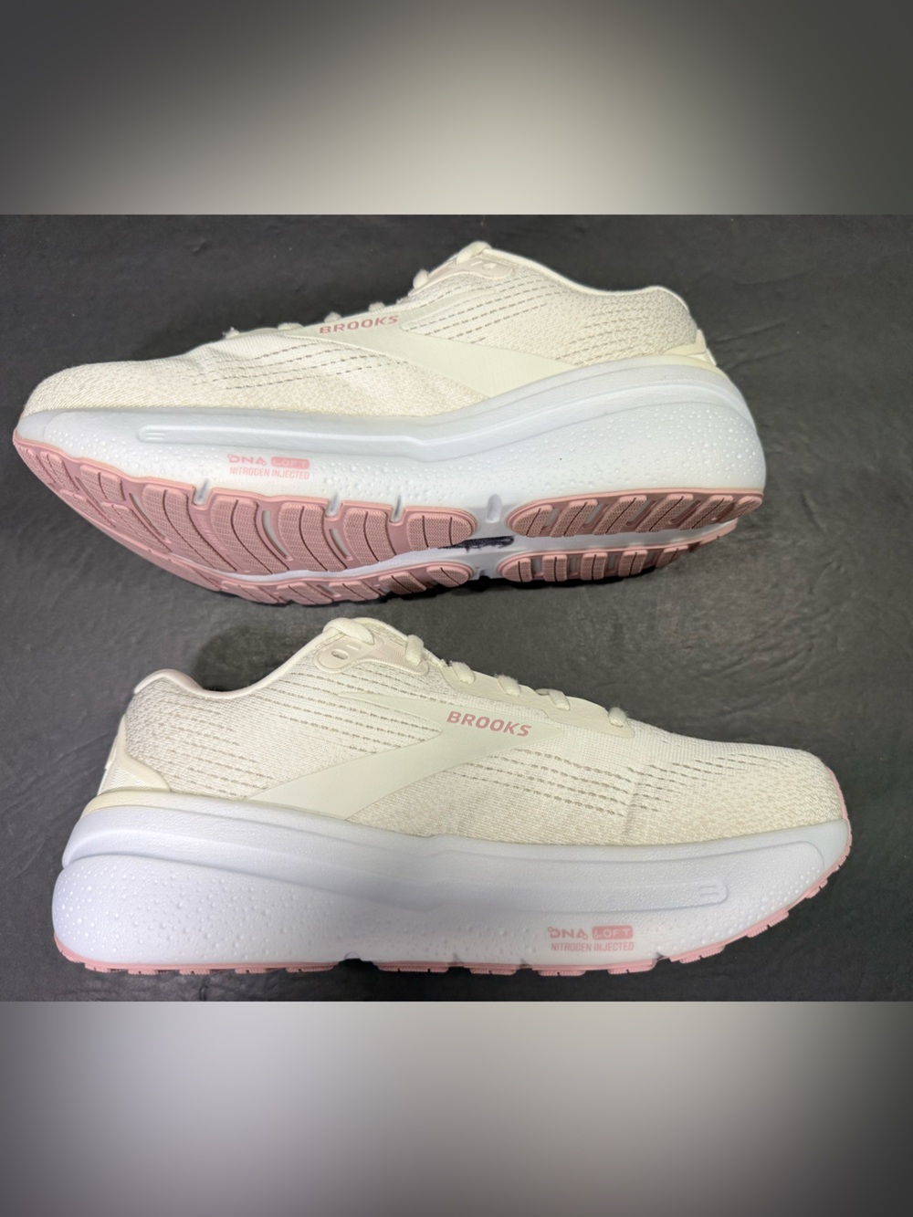 Brooks Ghost Max 2 Women’s Cream Pink Running Walking Sneakers Size-10( D-Wide) - Picture 6 of 10